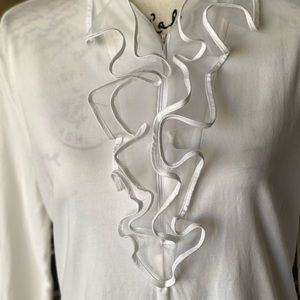 JONES NEW YORK SIGNATURE WHITE RUFFLED TOP